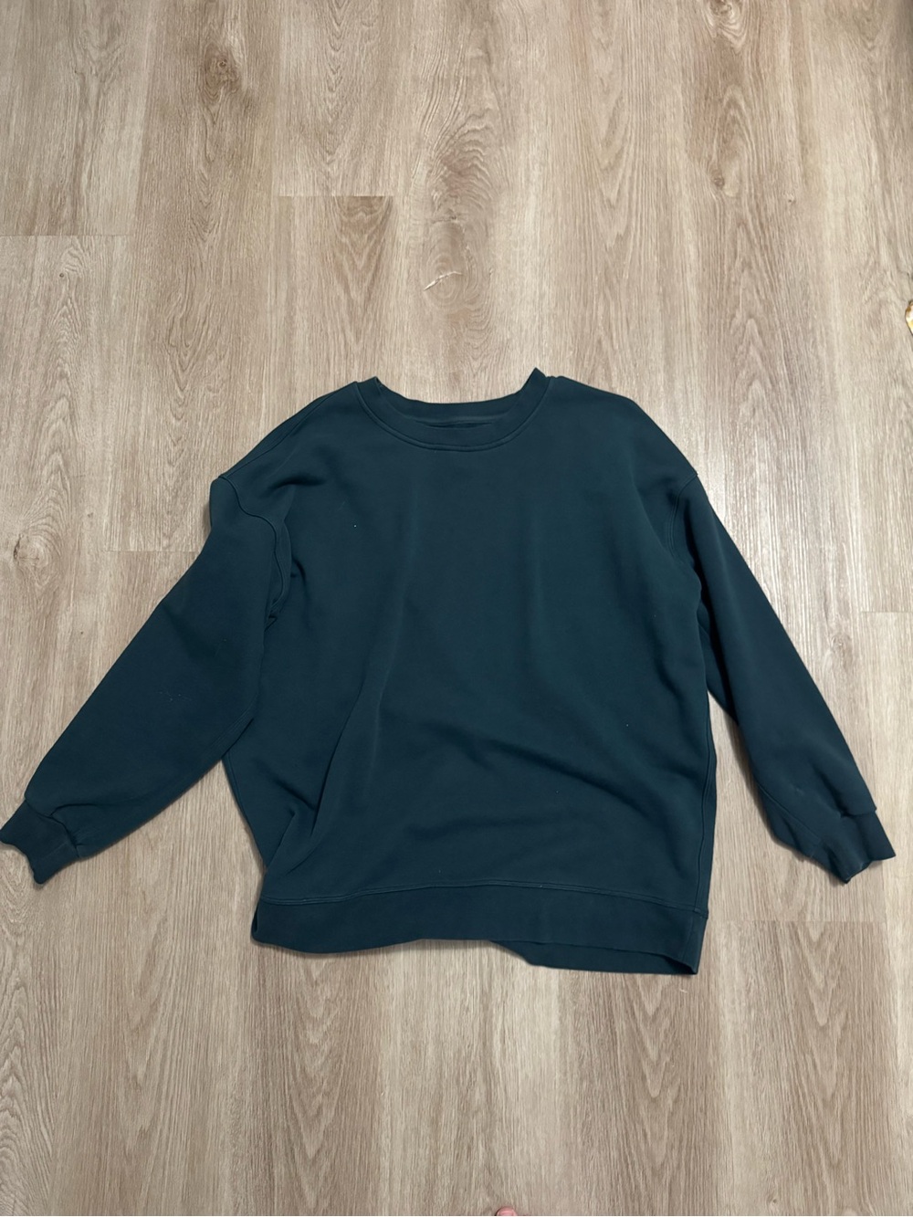 Lululemon Classic Crewneck Sweatshirt in Dark Teal